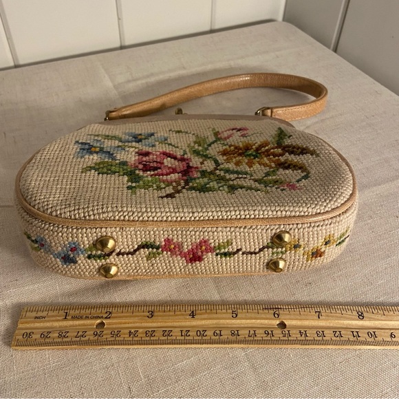 Vintage Needlepoint Handbag Purse
Handmade Floral pattern cross-stitch MCM bag - Picture 8 of 16